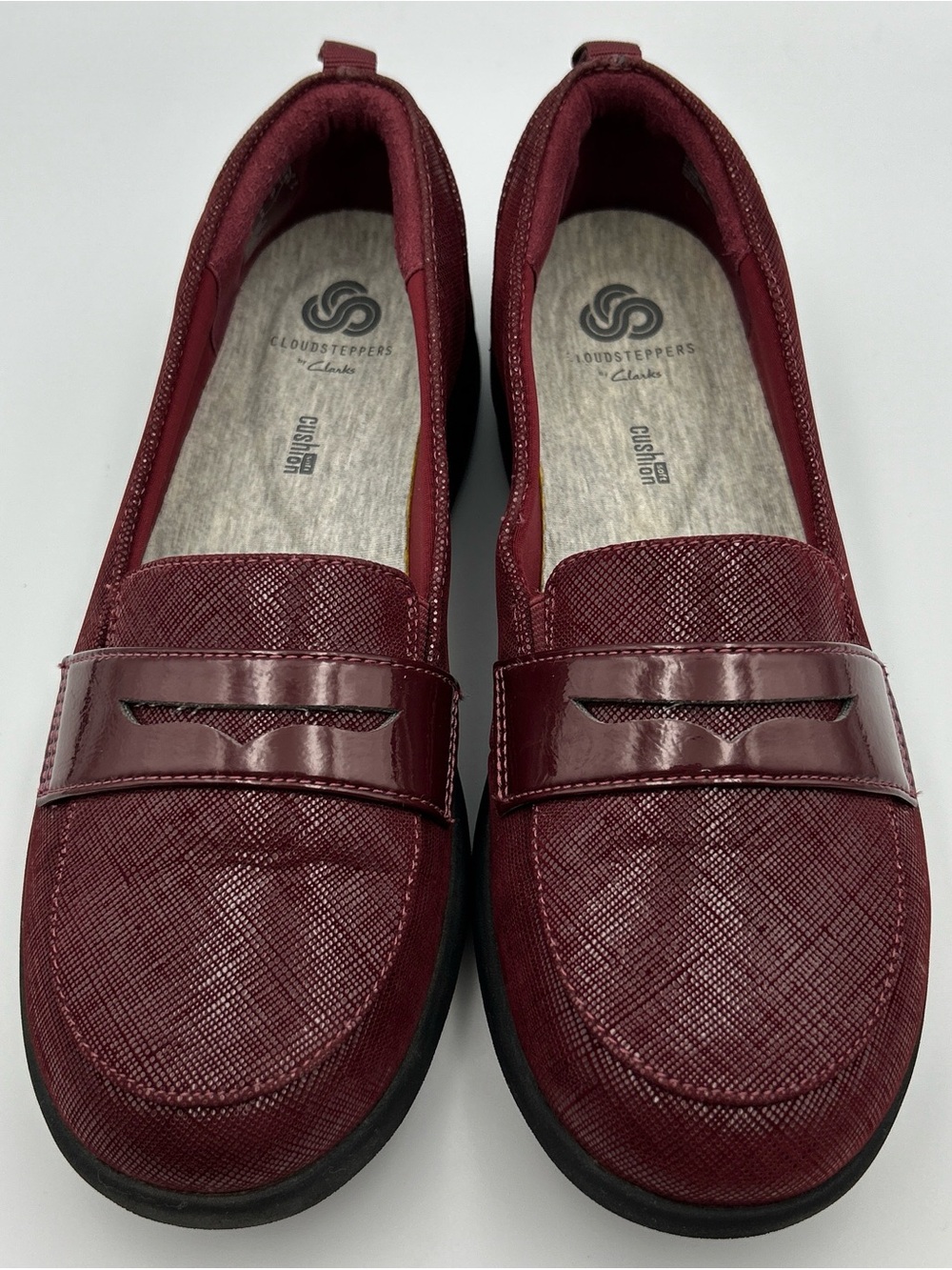 CLARKS CLOUDSTEPPERS Comfort Penny Loafers Size 8M Wedge Slip On Shoes Maroon
